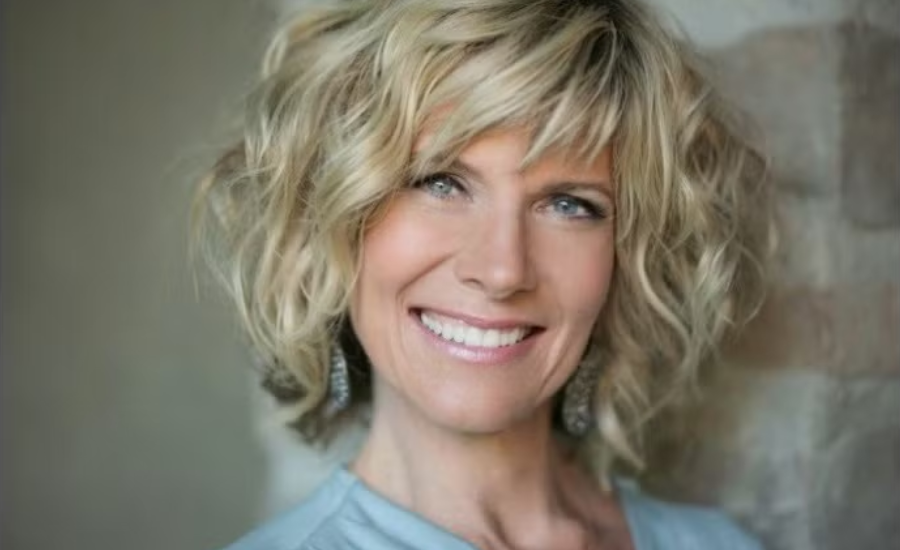 Debby Boone Net Worth, Early Life, Family Life, Career, Awards & Many More